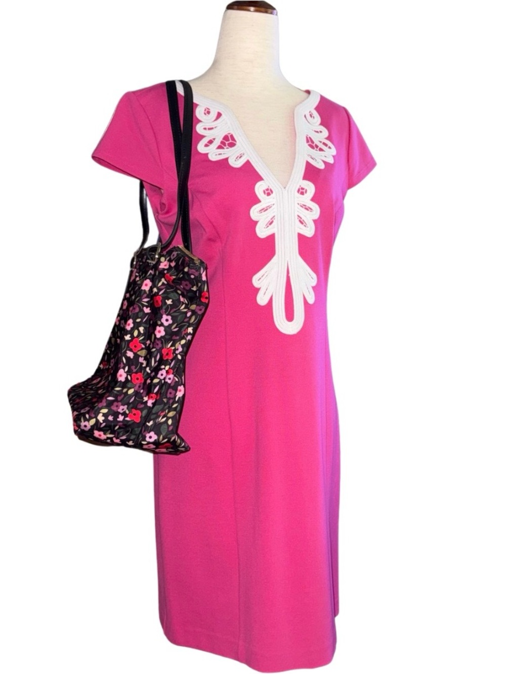 60s Inspired Pink Shift Dress Soutache Trim
Stretch Ponte 8 Jet Age - Picture 4 of 10